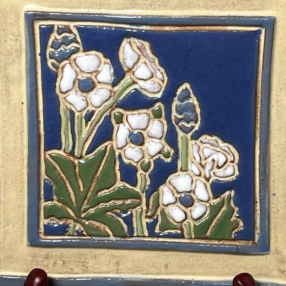 Vintage 1985 Red Clay Tile Works Blue White Floral Flowers Trivet Tile 6” - Picture 2 of 8